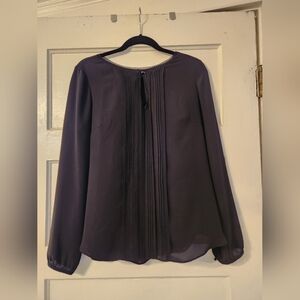 WHBM Blouse, Black Pintuck Pleated, Keyhole Button Detail, Sheer & Lined EUC